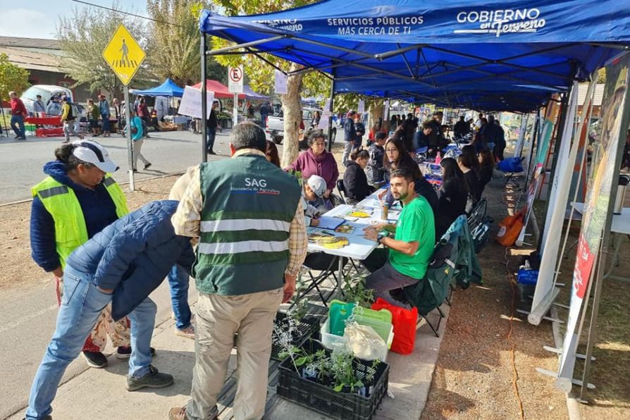 Servicios públicos estuvieron presentes en la Feria Libre de Manso de Velasco