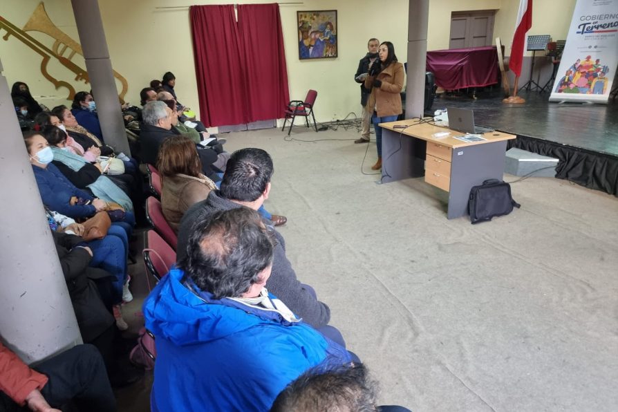 Comités de vivienda de Colchagua recibieron capacitación del Serviu