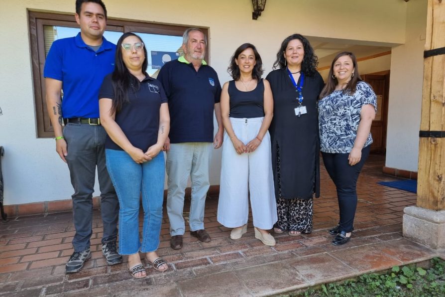 Delegada Presidencial se reunió con alcaldes de comunas afectadas por incendios forestales