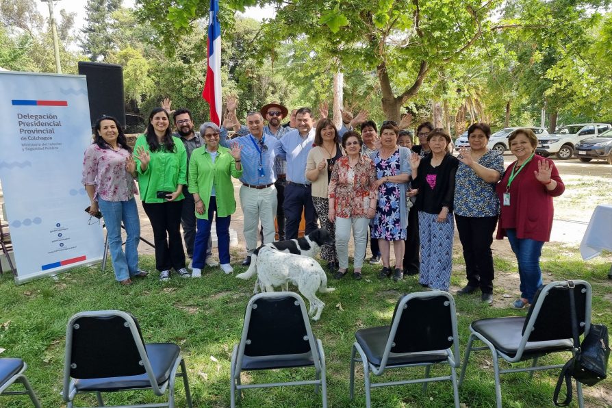 Agrupaciones Sociales de las comunas de Peralillo y Chépica recibieron el FONDES